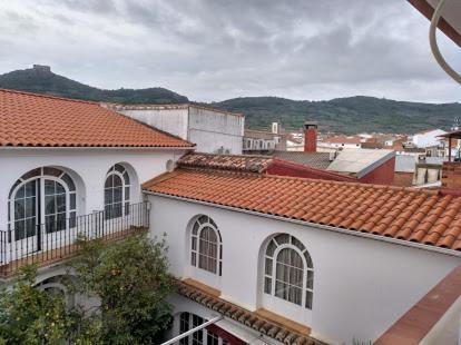Hostal Restaurante Pacos Herrera del Duque Buitenkant foto